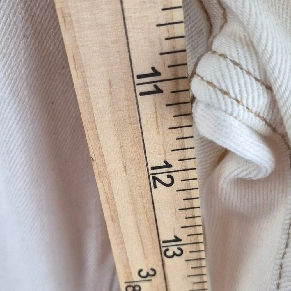 Goodfellow & Co Straight Jeans Mens 38x30 Cream NWT Coolmax Distressed Off-White